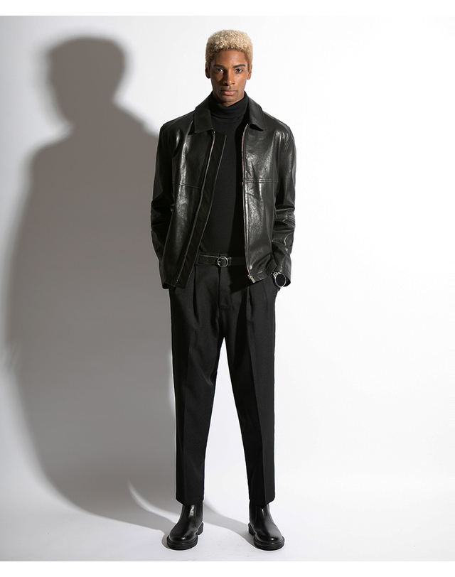 스트라이크 엘리건트 투 플리츠 트라우저스 Elegant Two Pleat Trousers (BLACK) 착용컷
