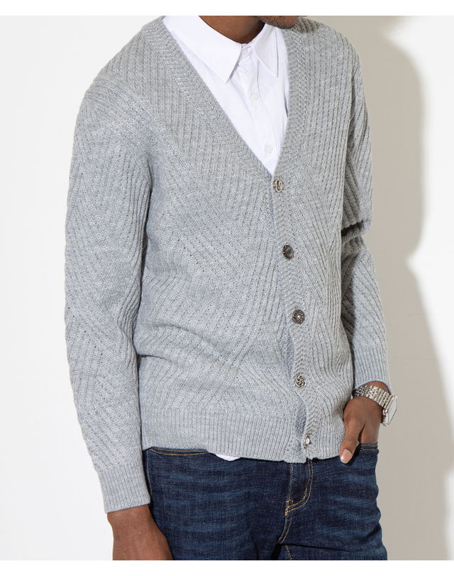 스트라이크 멀티 버튼 니트 가디건 Multi-Button Knit Cardigan (GREY) 착용컷
