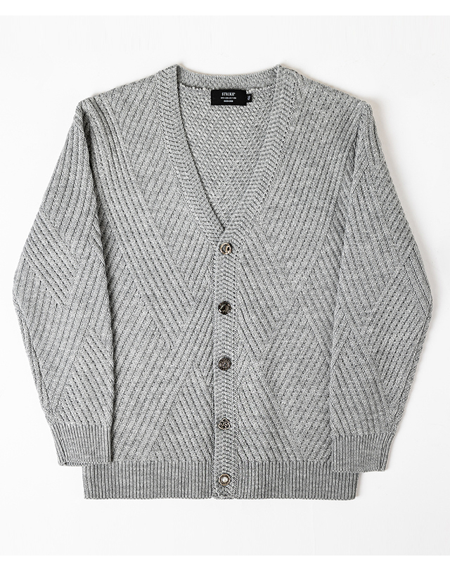 스트라이크 멀티 버튼 니트 가디건 Multi-Button Knit Cardigan (GREY) 착용컷