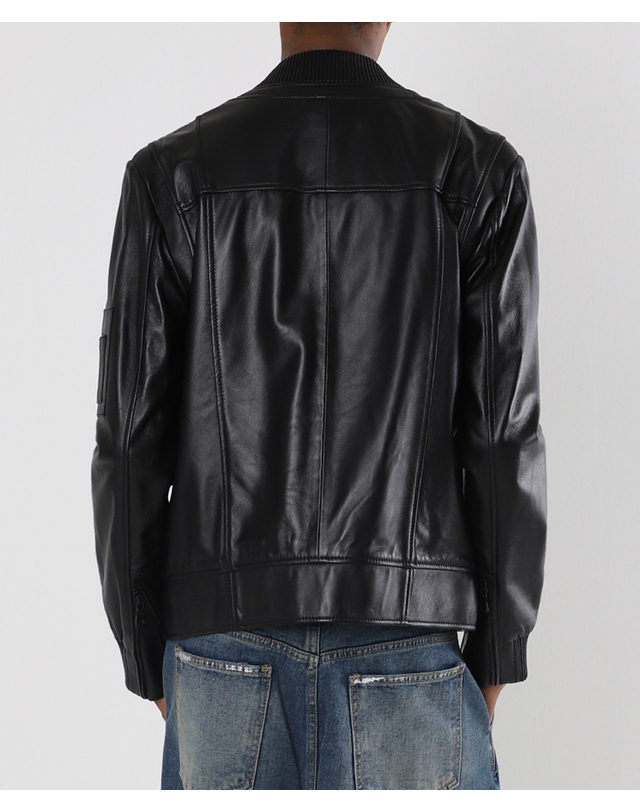 스트라이크 Lambskin Black Fligh Jacket 착용컷