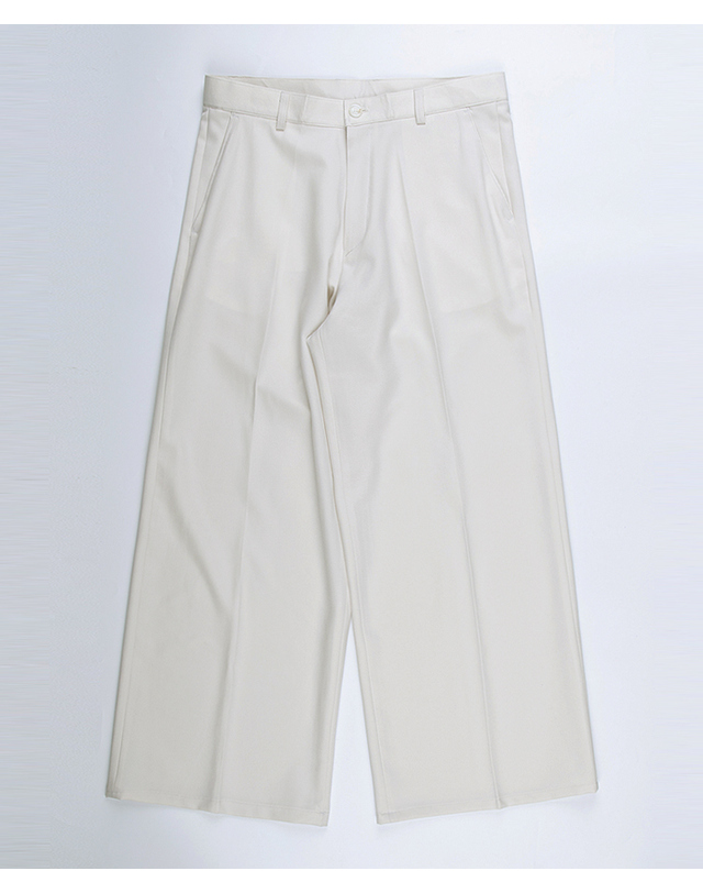 스트라이크 Roomy Breezy Relaxed Trousers (CREAM) 착용컷