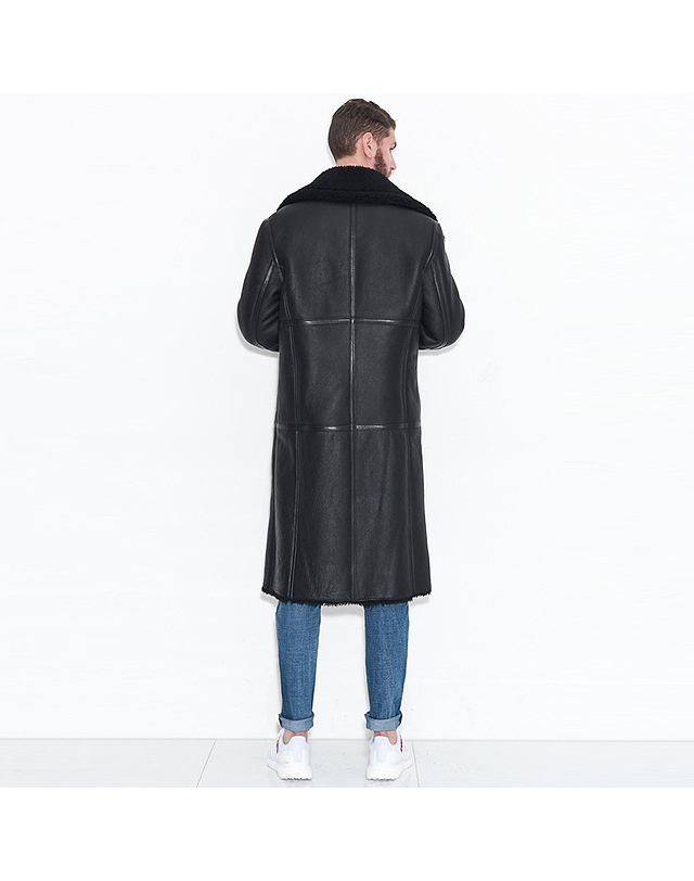 스트라이크 밀란 쉐어링 롱 코트 Milan Shearling Long Coat (BLACK) 착용컷