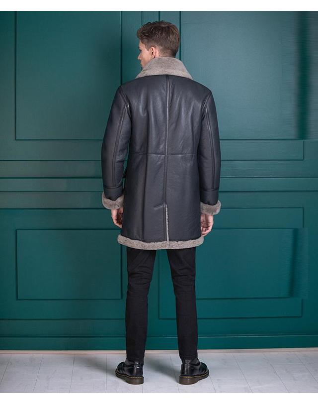 스트라이크 아틀라스 램스킨 쉐어링 코트 Atlas Lambskin Shearling Coat (NAVY) 착용컷