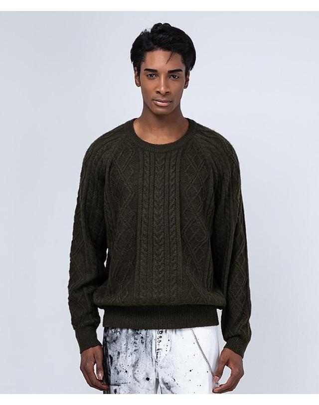 스트라이크 로프 스티치 니트 스웨터 Rope Stitch Knit Sweater (3 Colors) 착용컷
