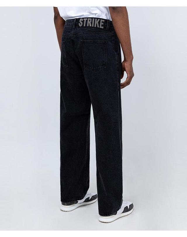 스트라이크 블랙 페이디드 워시 릴랙스 진 Black Faded Wash Relaxed Jeans 착용컷