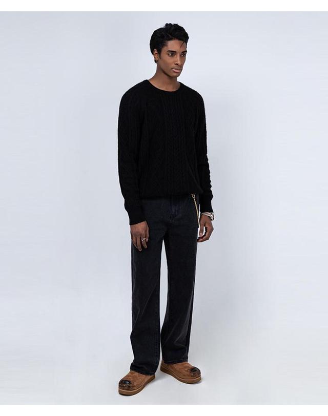 스트라이크 블랙 페이디드 워시 릴랙스 진 Black Faded Wash Relaxed Jeans 착용컷