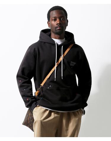 아티스틱 스터드 & 페인트 후디드 스웻셔츠 Artistic Stud & Paint Hooded Sweatshirt (CHARCOAL)
