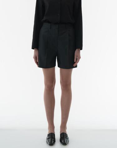 Coated shorts
