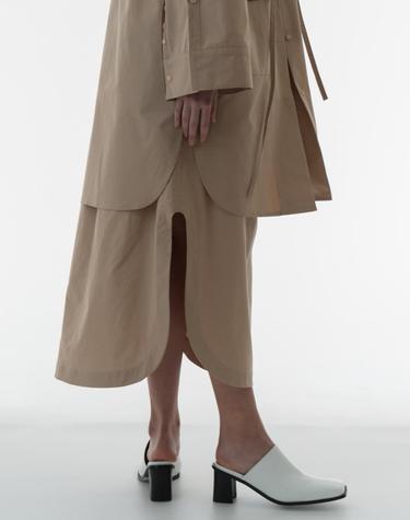 Shirt banding long skirt