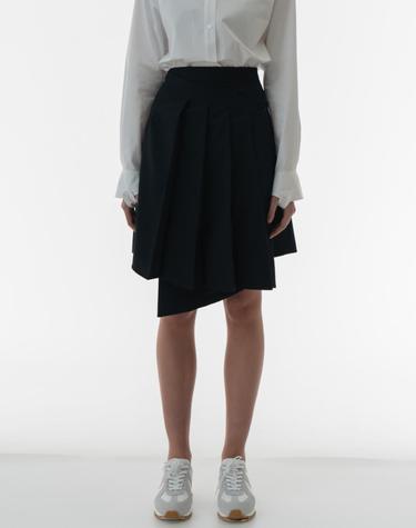 Unbalanced pleats skirt