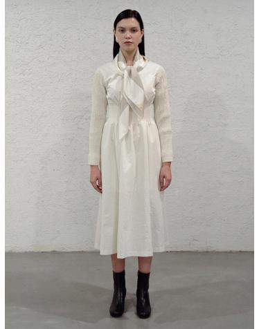 Smocking shirring one-piece