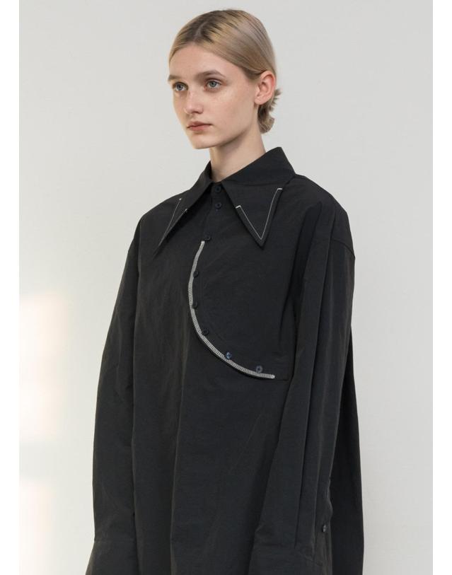 비스킷샵 Curved line detailed long shirt 착용컷