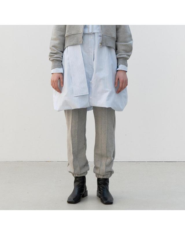 비스킷샵 Double lined sweat pants 착용컷
