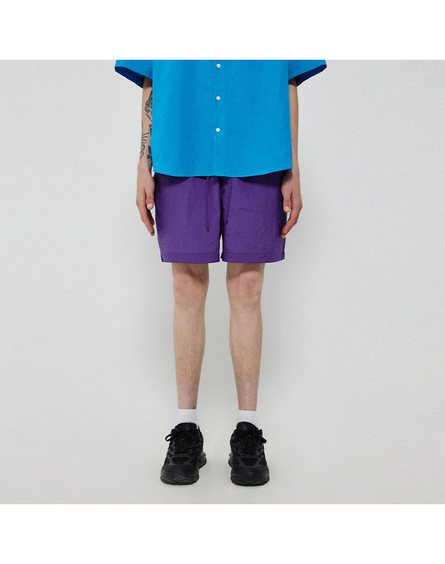 씨오큐 WASHED NYLON EASY SHORTS_PURPLE 착용컷