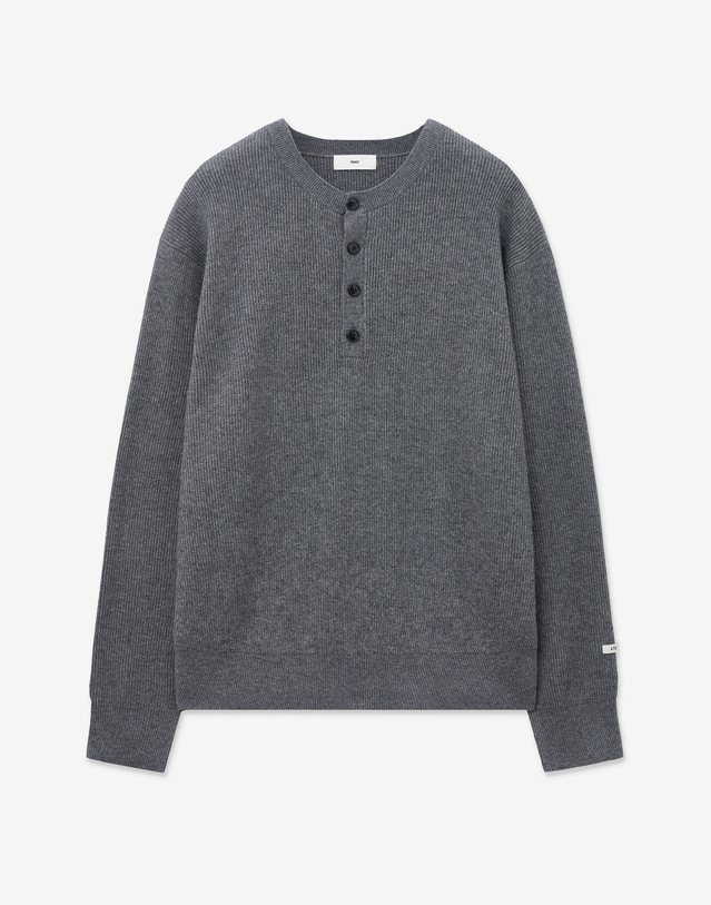 티엔지티 Ribbed Oversized Henley-neck Knit (Grey) 그레이 착용컷