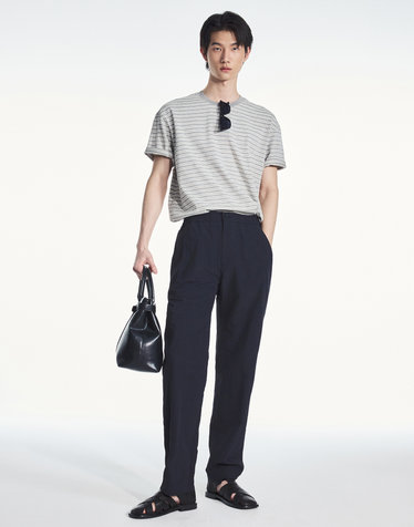 Wide Tapered Fit Nylon Pants (Black)