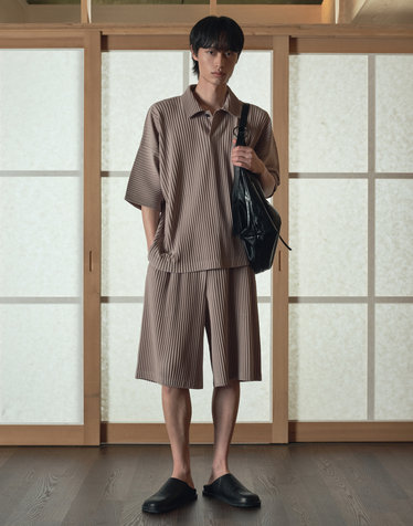 Yoyogi Pleats Shorts (Beige)