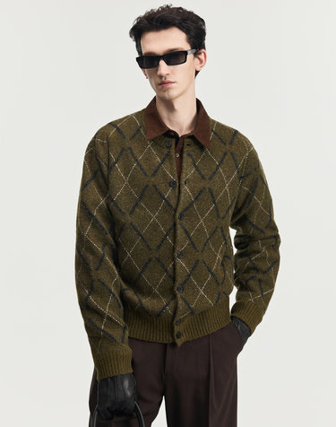 Boucle Argyle Cardigan (Olive Brown)