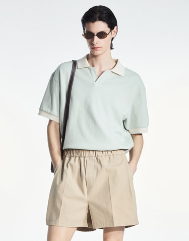 Contrast Slit Neck Tee (Pistachio Green)