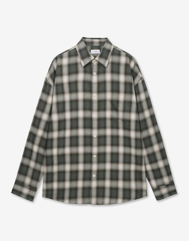 티엔지티 Oversized Check Shirt (Olive Grey) 초록 착용컷