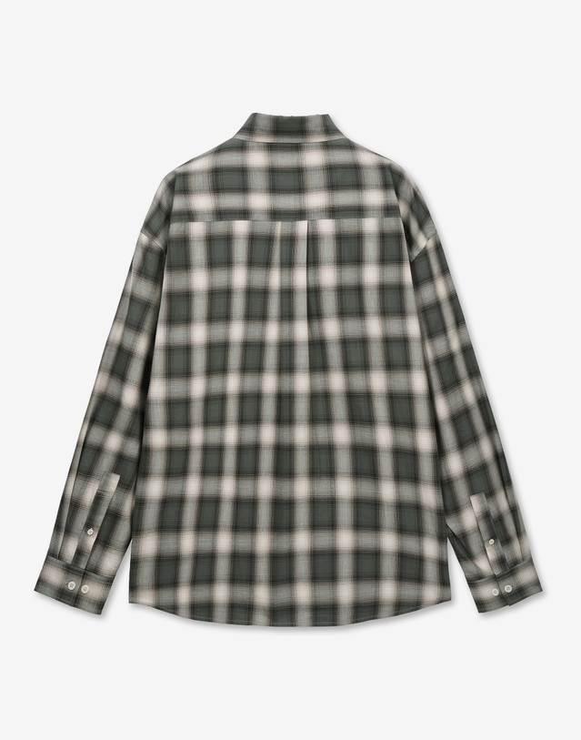 티엔지티 Oversized Check Shirt (Olive Grey) 초록 착용컷