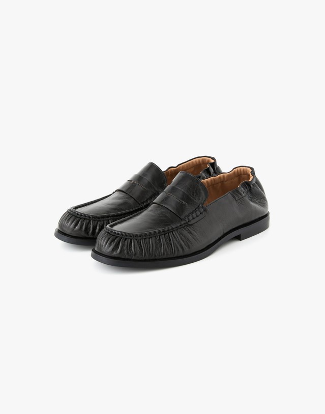 티엔지티 [RMMV X TNGT] Shirring Banding Loafer (Black) 블랙 착용컷
