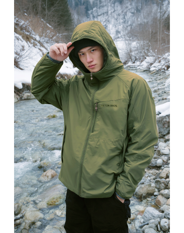 티톤 브로스 New Wapiti Hoody 카키 착용컷