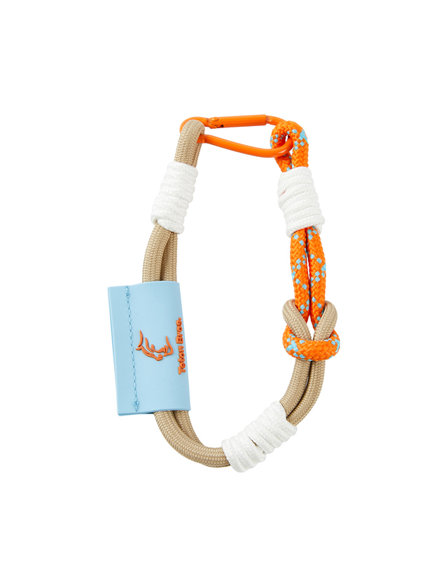 티톤 브로스 LOOPIE KEYRING 카키 착용컷