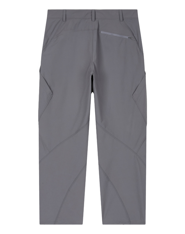 티톤 브로스 Dulle Range Pant 진한 그레이 착용컷