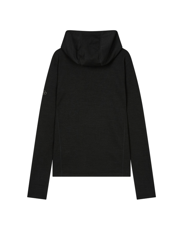 티톤 브로스 여성 Axio 3D Hoody 블랙 착용컷