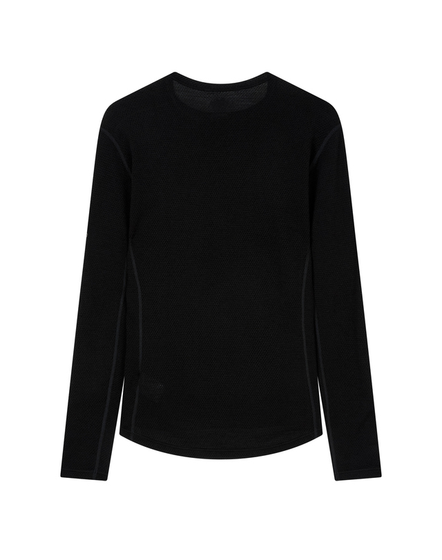티톤 브로스 여성 MOB Wool L/S 블랙 착용컷
