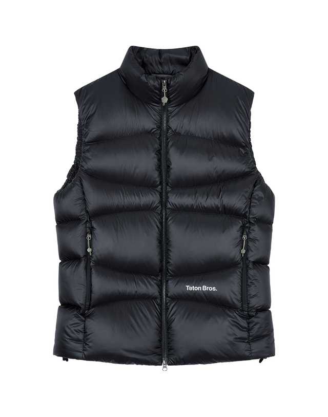 티톤 브로스 Alive Spirium Vest 블랙 착용컷