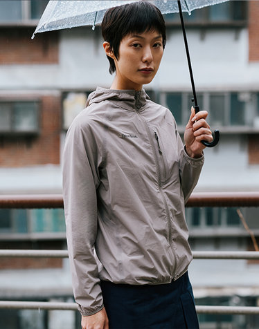 [러닝용]여성 AirLight Windbreaker