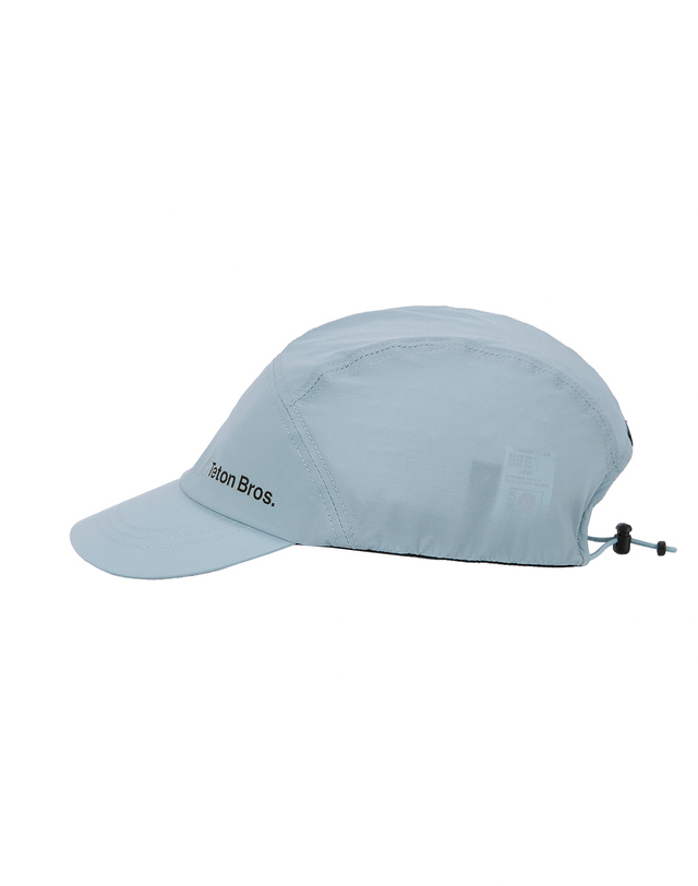 티톤 브로스 RUNNING CAP 밝은 블루 착용컷