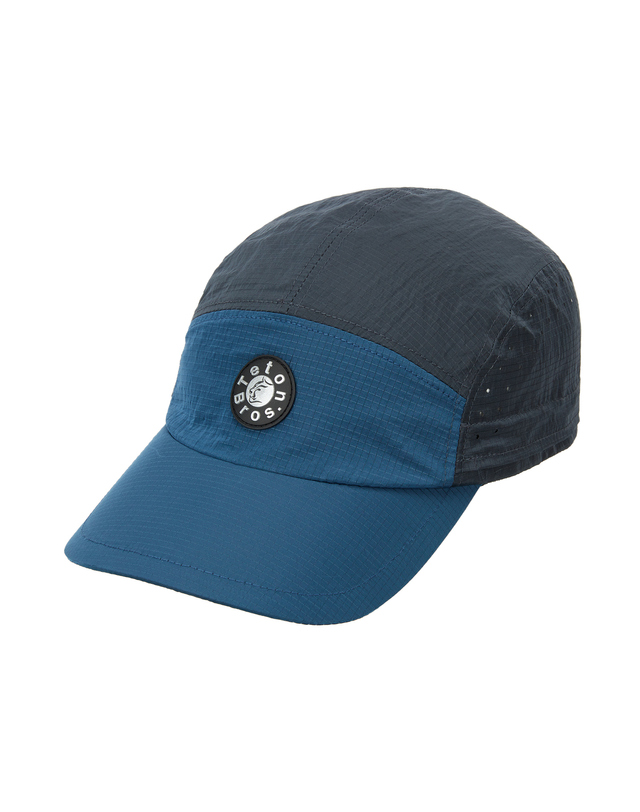 티톤 브로스 Sunshade CAP 블루 착용컷