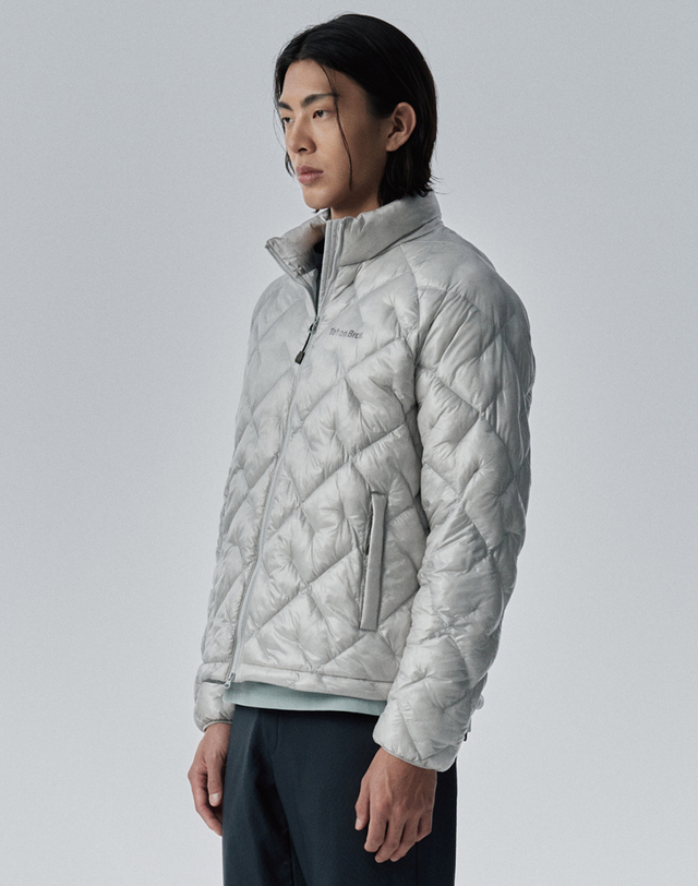 티톤 브로스 T-STRATA Primaloft Jacket 밝은 그레이 상세