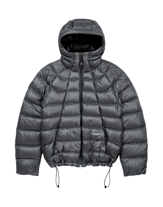 티톤 브로스 Alive Down Jacket 차콜 그레이 상세