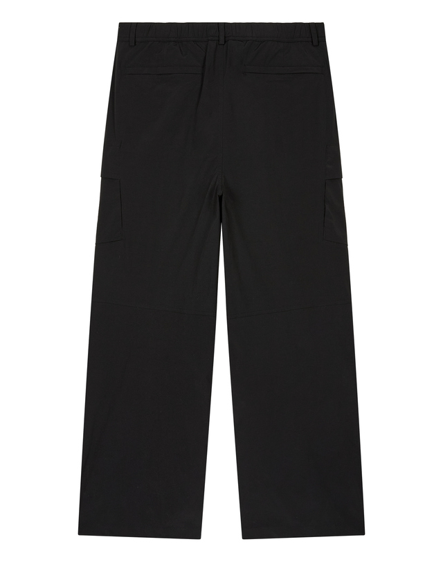 티톤 브로스 ROM Tech Parachute Pants 블랙 착용컷