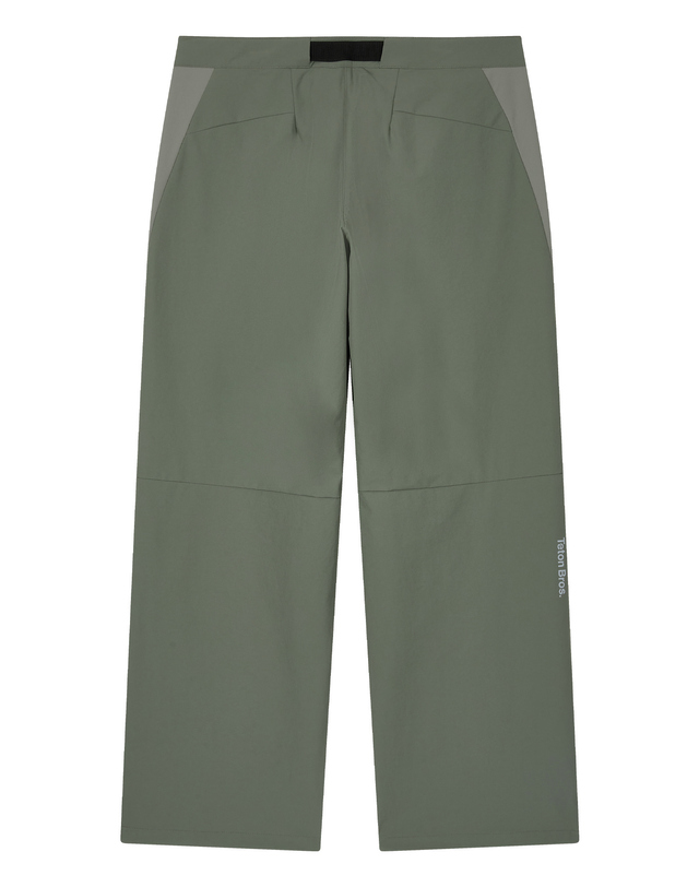 티톤 브로스 Dulle Pants Loose Fit 탁한 카키 착용컷
