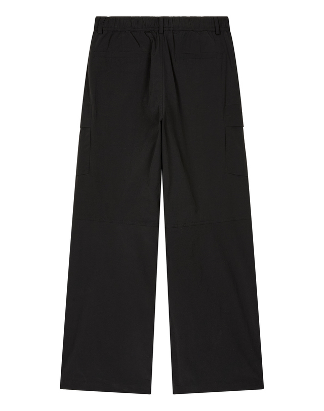 티톤 브로스 여성 ROM Tech Parachute Pants 블랙 착용컷
