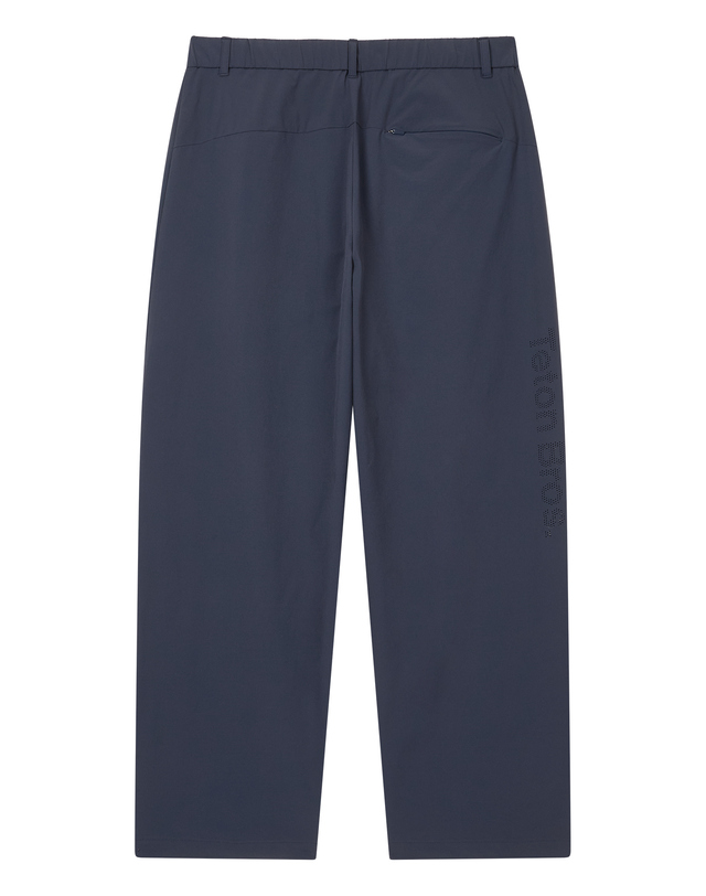 티톤 브로스 Form Pants 네이비 착용컷