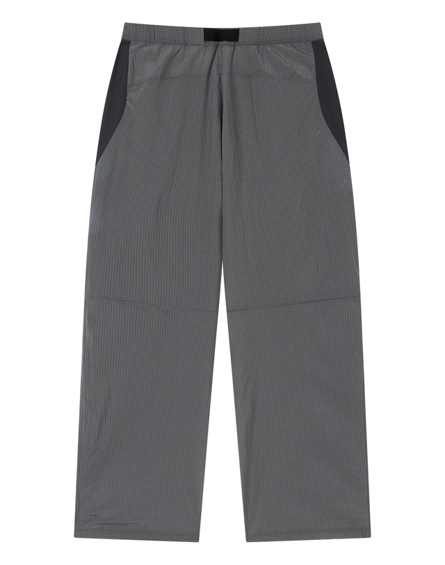 티톤 브로스 Gridcore Pants 진한 그레이 착용컷