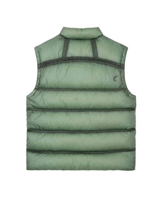 티톤 브로스 [경량]Alive Prism Down Vest 탁한 카키 착용컷