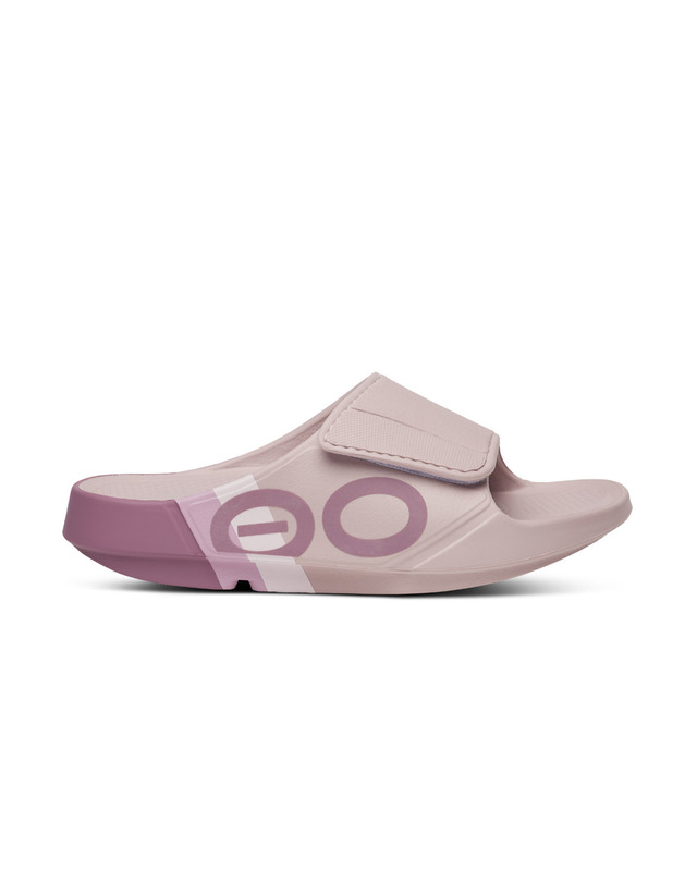 우포스 [250/270size][공식수입][OOahh Sport Flex] 밝은 핑크 남여공용 슬라이드 착용컷