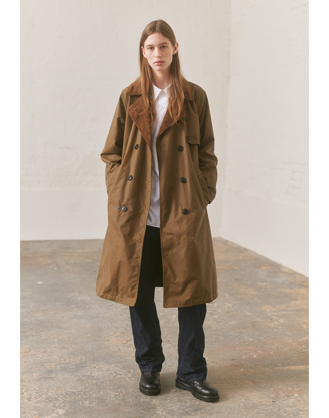바버 [Barbour x Margaret Howell] 여성 베이지 DB 왁스 트렌치 코트 진한 베이지 상세