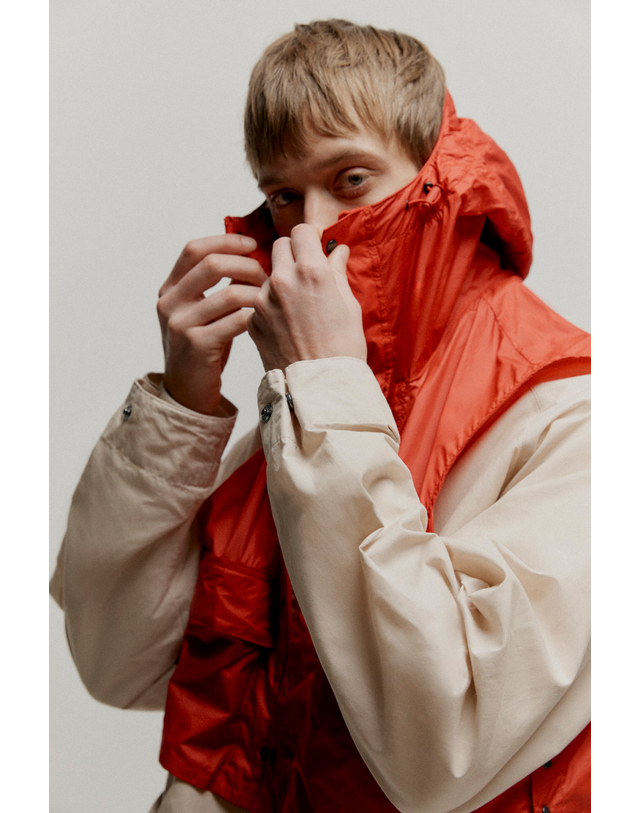 바버 [Barbour X Kaptain Sunshin] 남성 아이보리 Transport Smock 캐주얼 자켓 밝은 베이지 착용컷
