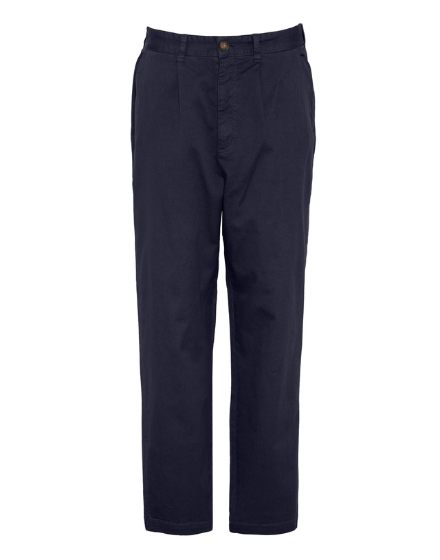 바버 남성 네이비 Washed Stretch Twill Relaxed 팬츠 착용컷