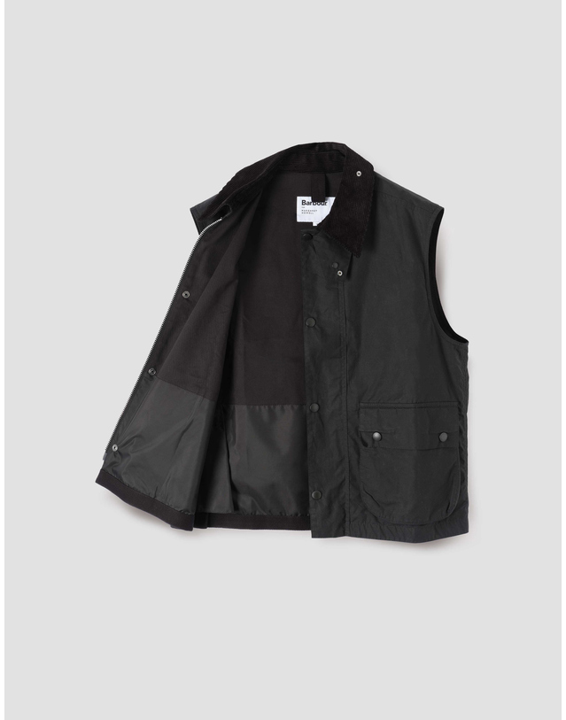 바버 [Barbour x Margaret Howell] 남성 블랙 Bedale 캐주얼 베스트 착용컷