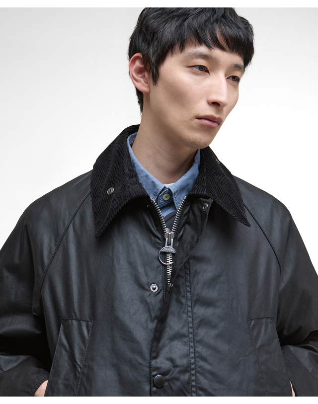 바버 남여공용 블랙 OS Bedale 왁스 자켓 착용컷