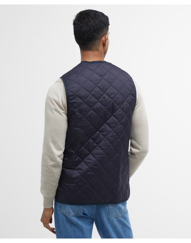 바버 남성 네이비 Waistcoat/Zip-In 퀼팅 라이너 착용컷